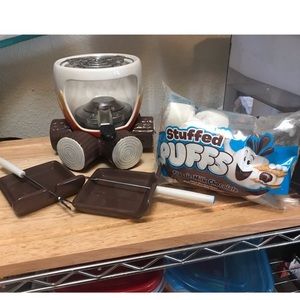 S’mores indoor set with mallows!